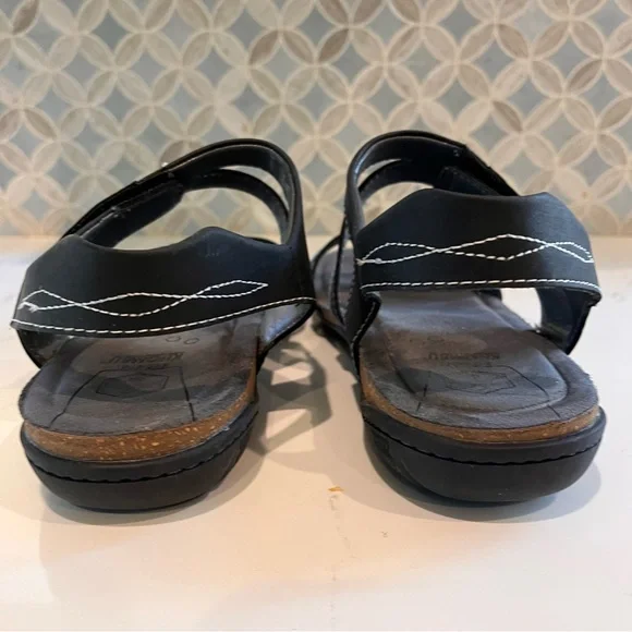 Khombu Women's 9 M Comfort Sport Sandal Adjustable Strap Black - Picture 6 of 13